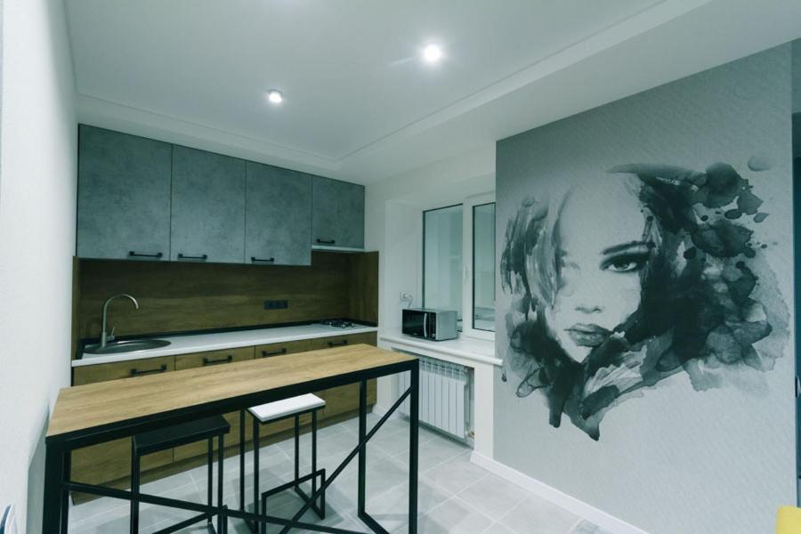 7 Вулиця Саксаганського Apartment Kiev Luaran gambar