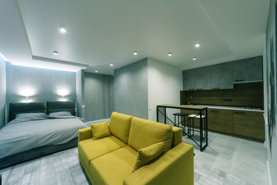 7 Вулиця Саксаганського Apartment Kiev Luaran gambar